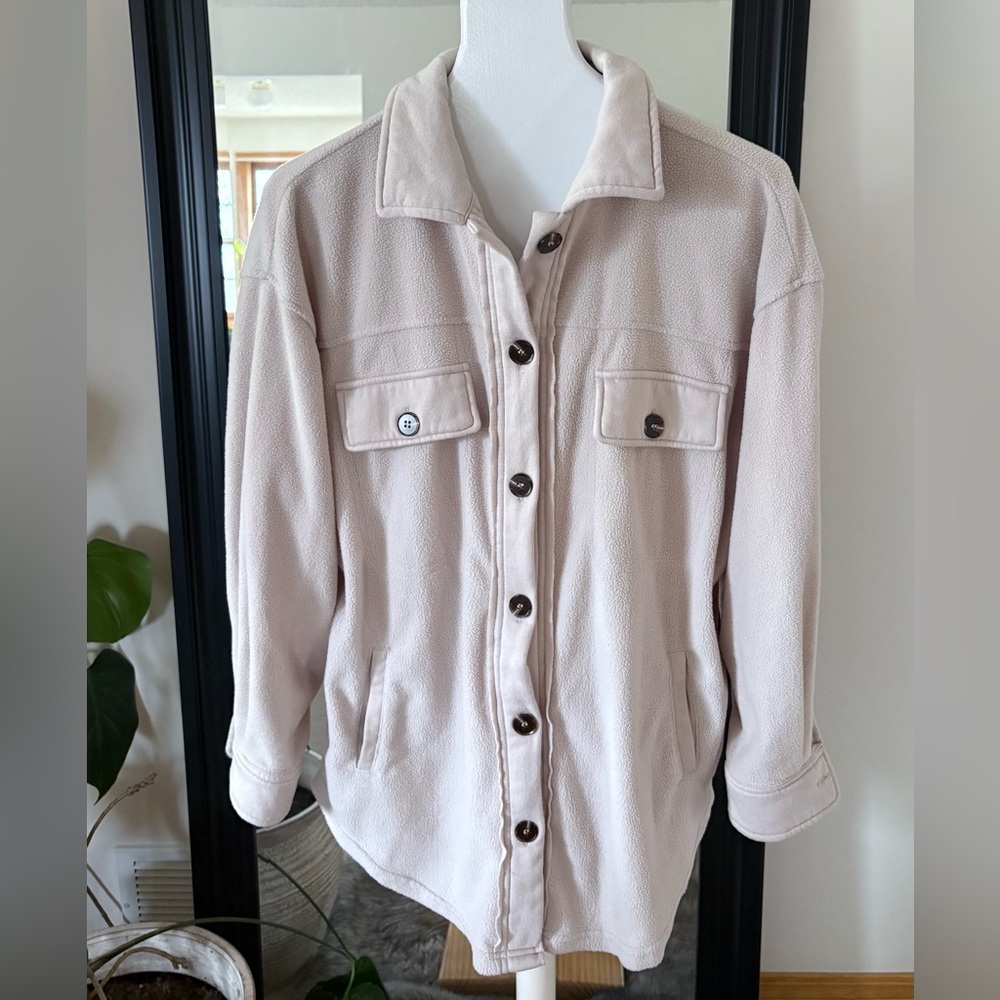 LA MIEL Light Soft Button Down Shirt Jacket - Picture 2 of 5